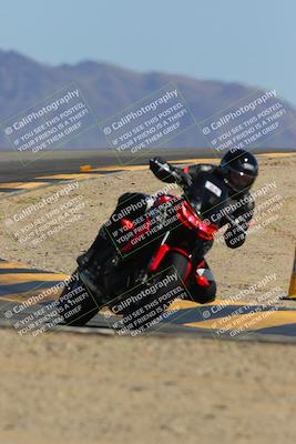 media/Mar-20-2025-Racers Edge (Thu) [[0731d8e3a1]]/2-B Group/Session 5 (Turn 12)/